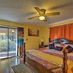 Charming Home With Some Red Rock View Vr