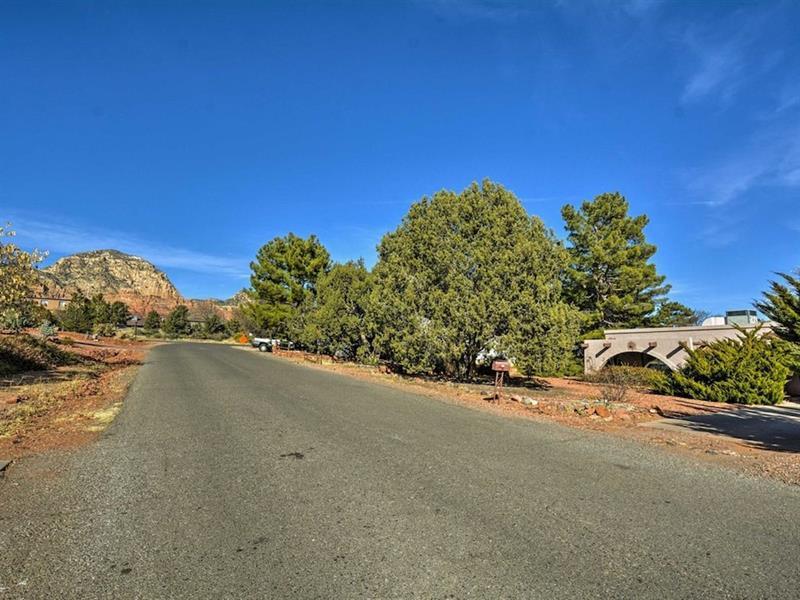 Charming With Some Red Rock View Vr 3*